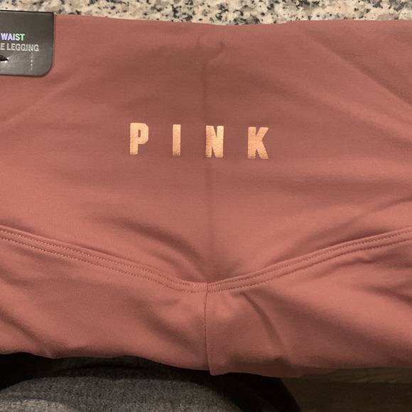 NWT Ultimate High Waist Victoria’s Secret 7/8 Ankle Legging - Picture 3 of 7